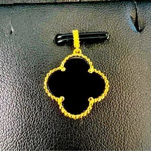18K Dubai Gold Black Onyx Flower Pendant 15mm